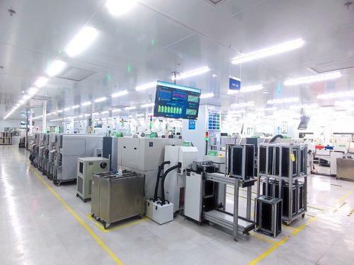 工廠原來這么酷丨揭秘智能座艙、無塵智造與智能設備的革新之路